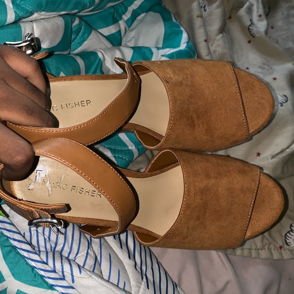tan wedges